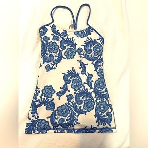 NWOT luluemon athletica power Y tank yoga pilates tennis workout athleisure 4